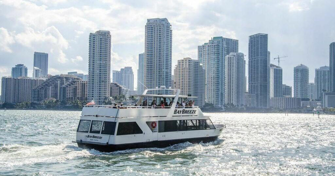 Miami Sightseeing Boat Tour