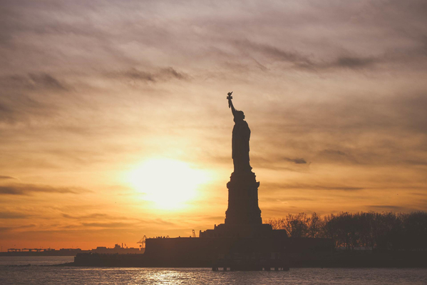 Fully Guided Statue Of Liberty, Ellis Island, Ground Zero & 9/11 Memorial Tour