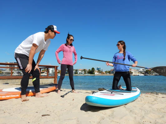 Surfers Paradise Stand Up Paddle (SUP) Beginner Lesson