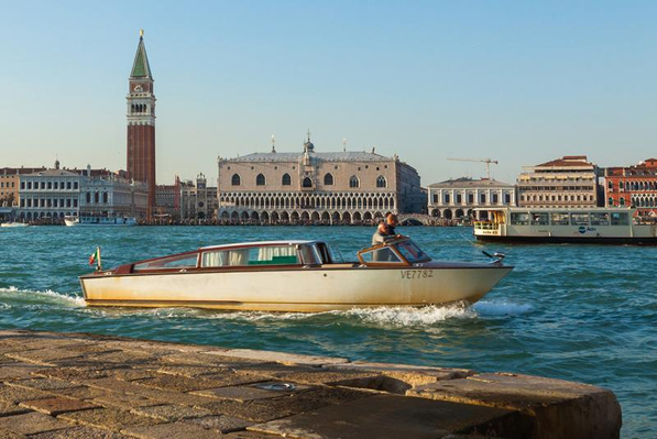 ZMRR-_0001_Italy_Venice_SanGiorgio_View_002_Travellers.jpeg