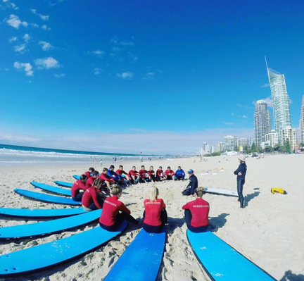 surfing lessons gold coast