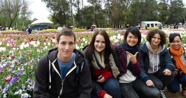 canberra including floriade day tour from sydney