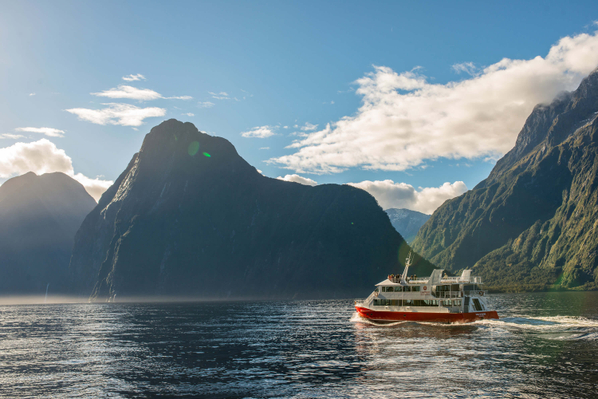 Milford-Sound-Nature-Cruise-in-the-late-afternoon-sun-print.jpg