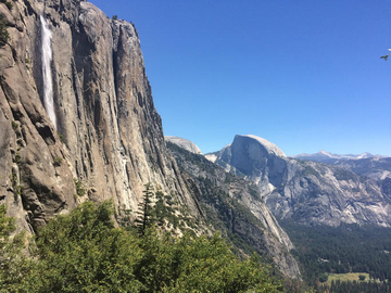 Historic Stagecoach Road Hike & Yosemite Valley Tour