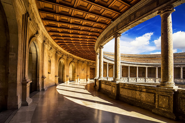 Day Tour of Alhambra and Granada city