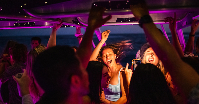 Party boat with live DJ
