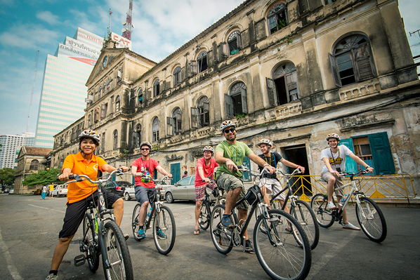 Go Pink - Bangkok Bike Chinatown Tour