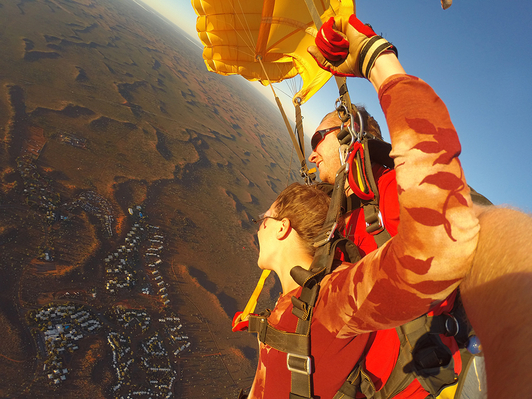 skydiving uluru deals