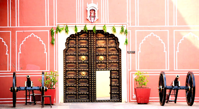 Jaipur - Rajasthan with Taj Mahal Tour