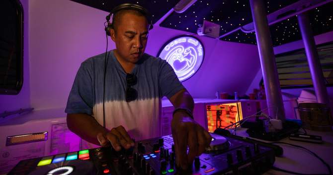 Honolulu DJ