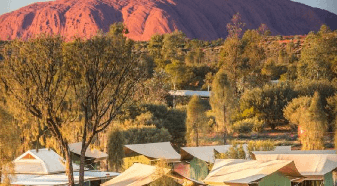 Uluru Tour 3 Days 2 Nights - Goanna Dreaming | Backpacker Deals