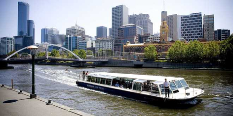 Melbourne Sightseeing Cruise: Port and Docklands
