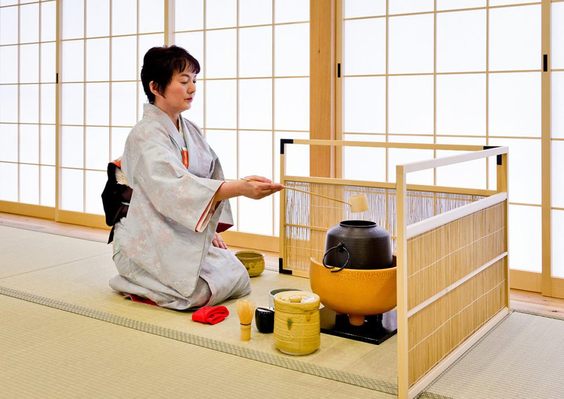 OSAKA TEA CEREMONY WITH KIMONO EXPERIENCE